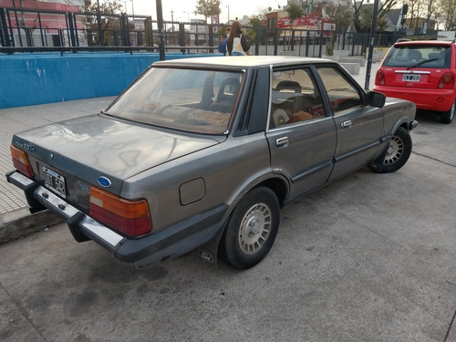 Imagen 3 de 9 de Ford Taunus 2.3 Ghia