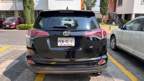 Toyota RAV4 2.5 Le At