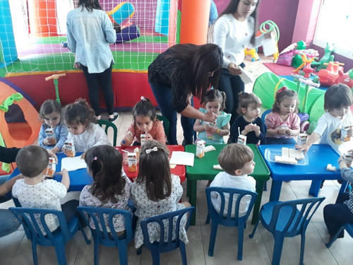 Alquiler Sillas Y Mesas Infantiles P/cumples $75.000 !!!!