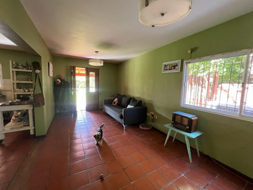 Imagen 5 de 16 de Casa - Barrio Parque Leloir