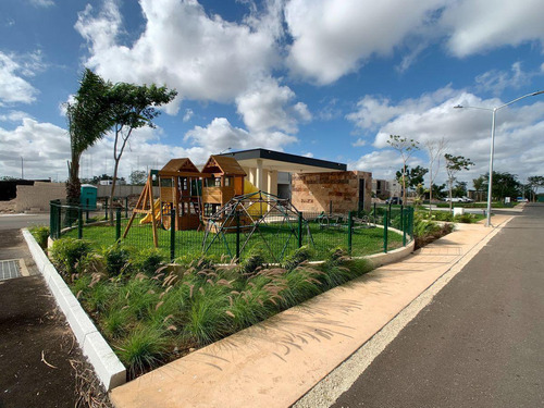 Casa En Venta Merida En Privada Conkal, Mod. Dom, Entrega Inmediata.