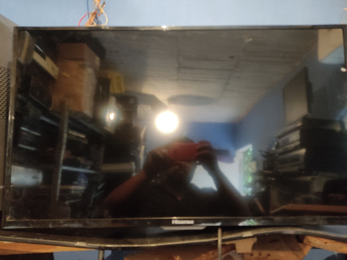Pantalla De 32 Hisense 32h5b Dejo De Prender Pregunta Lo Qu (Usado)