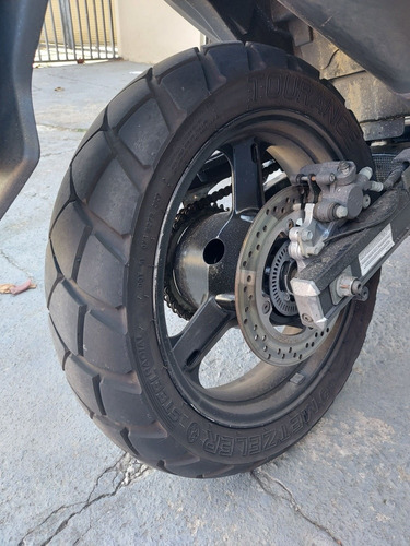 Imagem 5 de 6 de Suzuki Vstrom 650