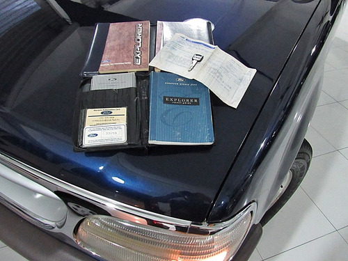 Ford Explorer 4.0 Xlt 4x2 V6 Gasolina Automatico 1996 Azul