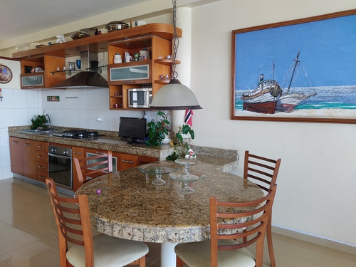 Imagen 10 de 20 de Magnífico Apartamento Con Espectacular Vista Al Mar