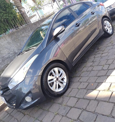 Hyundai Hb20s 2014 1.6 Premium Flex Aut. 4p