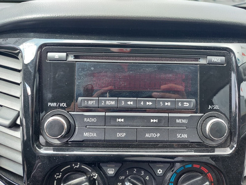 Imagen 12 de 13 de Mitsubishi L200 2018 2.4 Cabina Doble 4x2 Mt