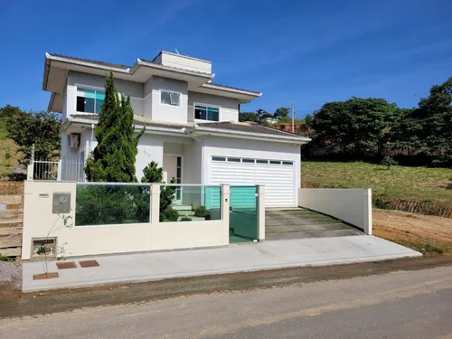 Linda Casa No Bairro Pedra Branca - Palhoça - Sc