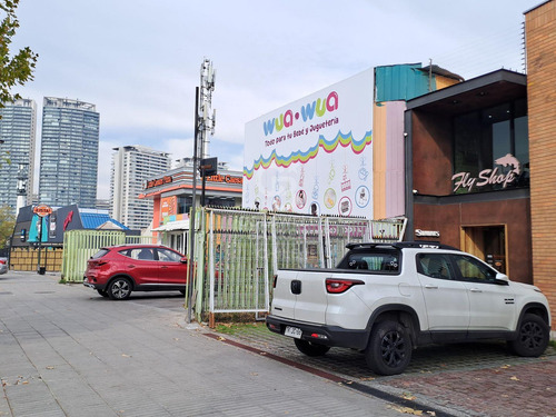 Gran Oportunidad Local En Zona Exclusiva, Vitacura