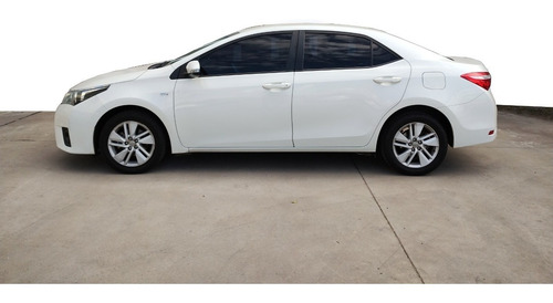Imagen 4 de 12 de Toyota Corolla Xei 1.8 Cvt 2017 Automatico