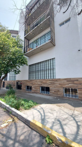 Imagen 2 de 26 de Venta Departamento Con Roof Privado Y Dos Balcones En Porta