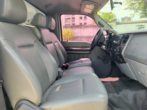 Imagen 6 de 14 de Ford F-250