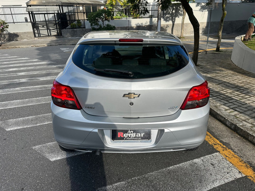 Chevrolet Onix Onix 1.0 Joy SPE/4