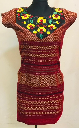 Vestido Elaborado En Telar De Pedal Con Bordado Istmeño.