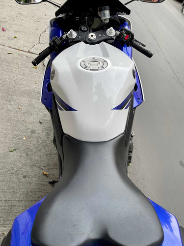 Imagen 8 de 14 de Yamaha Yzf R1