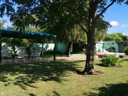Casa En Atlántida 4 Dorm. 4 Baños Y Piscina