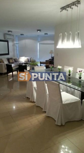 Imagen 5 de 8 de Apartamento En Playa Brava