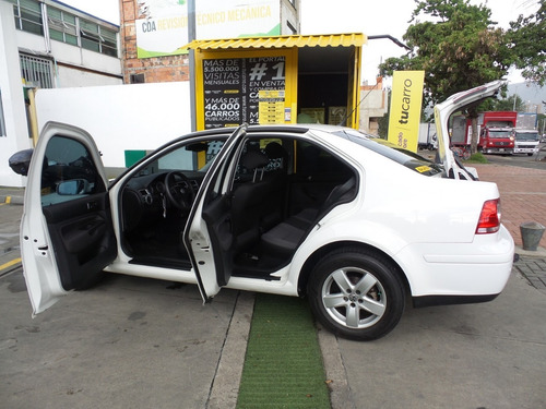 Volkswagen Jetta 2.0 Trendline At T.c