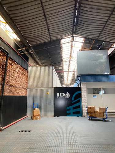 Imagen 9 de 10 de Baulera Y Deposito Temporario En Caballito / Cowork E Comm