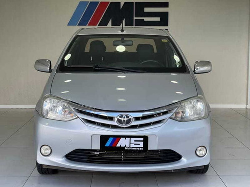 Imagem 3 de 15 de Toyota Etios Sedan 1.5 Xls Mec 2013