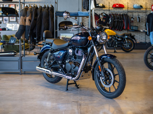 Royal Enfield Meteor 350 Stellar Blue 1er Service Bonificado
