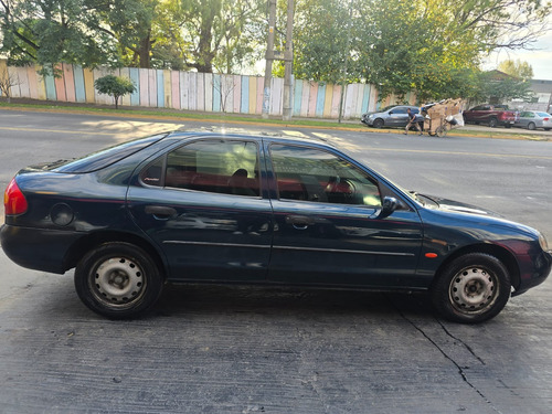 Ford Mondeo 1.8 Clx