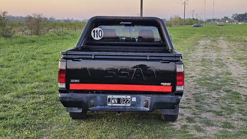 Nissan NP300 2.5 Cabina Doble 133cv 4x2