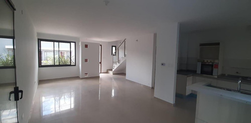 Imagen 7 de 21 de Vendo Duplex En Housing A Estrenar De 2 Y 3 Dormitorios Altos De Belgrano