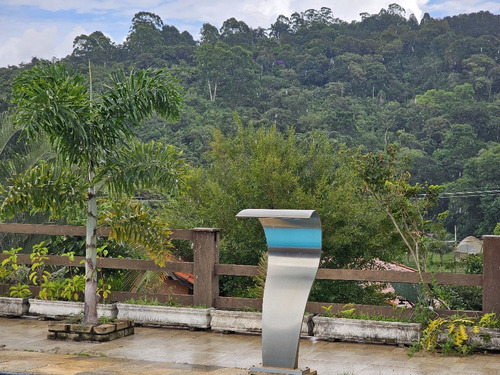 Chácara Em Condomínio Fechado Com Linda Vista