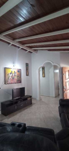 Imagen 11 de 14 de Se Vende Casa Urb Los Samanes- Zona Industrial