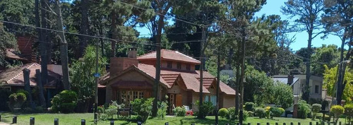 Chalet En Venta En Costa Del Este