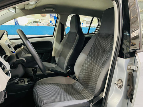 Volkswagen Up! MOVE 1.0 TSI TOTAL FLEX 12V 5P