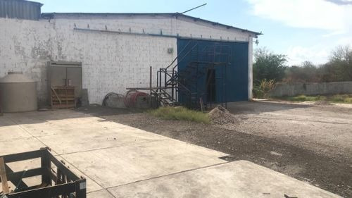 Imagen 5 de 21 de Renta Bodega El Barrio