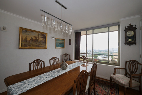 Excelente Departamento En Las Condes (corredora Piso Cuatro)