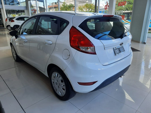 Ford Fiesta Kinetic S 1.6 Mt 2015