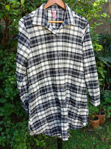 Camisa Larga A Cuadros Blanca Y Negra