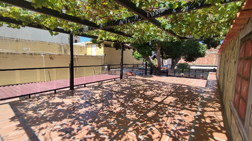 Fondo De Comercio Restaurante, Porlamar