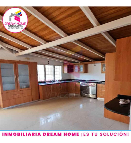 Casa En Venta Urb. Altos Del Aguila - Charallave.
