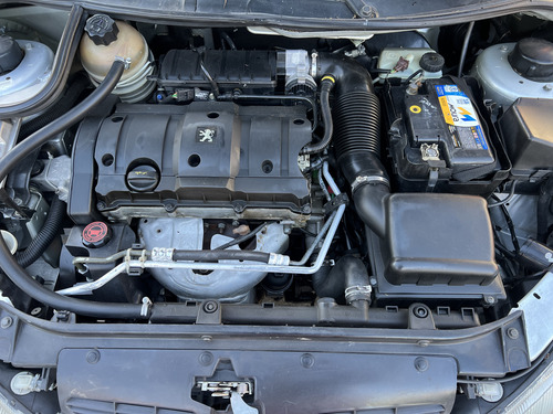 Peugeot 206 1.6 Xr Premium
