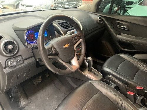 Imagem 8 de 15 de Chevrolet Tracker Ltz At 2014 Prata