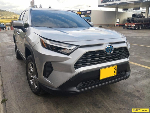 Toyota RAV4 2.5 XLE