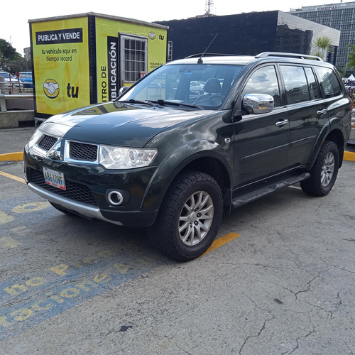 Mitsubishi Montero Sport 3.0