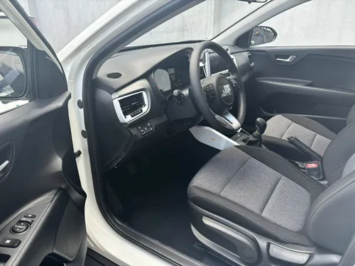 Kia Stonic Sin Pico Y Placa Modelo 2026