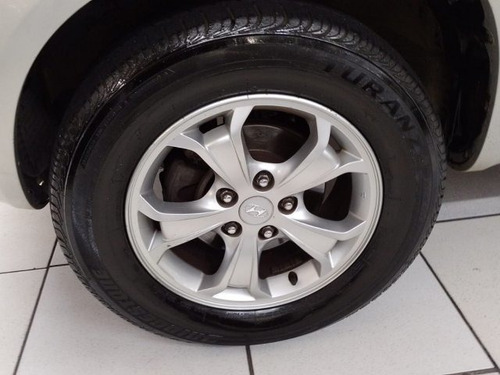 Imagem 11 de 11 de Tucson 2.0 Mpfi Gls 16v 143cv 2wd Gasolina 4p Automático