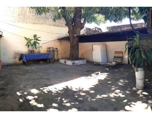 Imagen 23 de 23 de Se Venden 2 Los Locales Comerciales Con Casa A Remodelar. Av. Las Ferias Valencia. Codigo; 131216