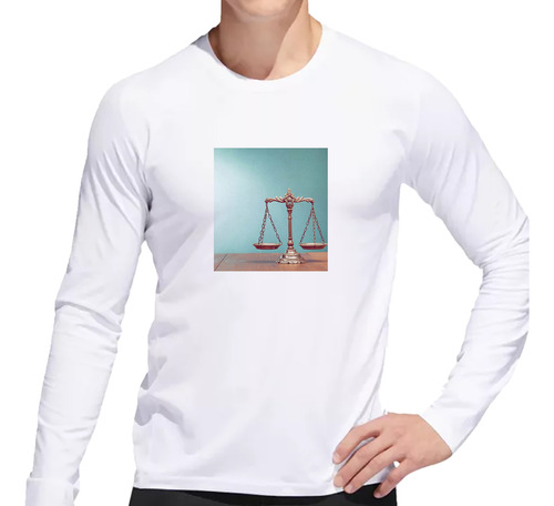 Remera Hombre Ml Abogacia Balanza De Justicia Turquesa