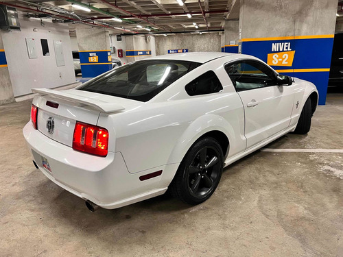 Imagen 6 de 13 de Ford Mustang Gt