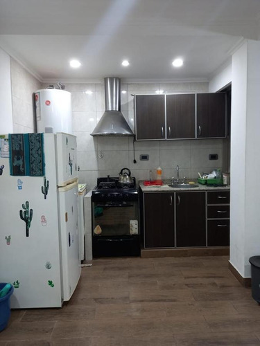 Imagen 9 de 30 de Ph En Barrio Cerrado - Muy Buenas Instalaciones, Gran Piscina Comunitaria - Acceso Con Vigilancia 24 Hs - Listo Para Mudarse