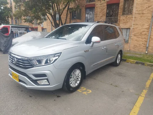 SsangYong Rodius D20DTR