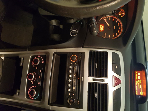 Peugeot 307 1.6 Presence Pack 16v Flex 4p Manual